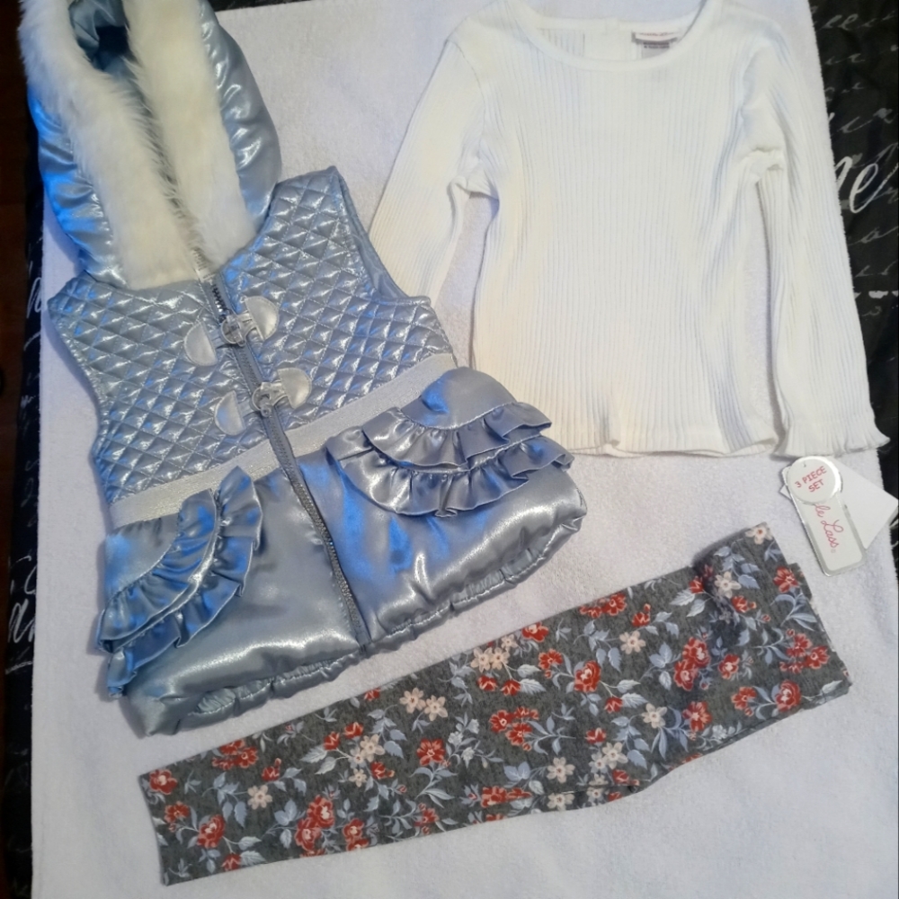 Little Lass 3 PC Frosty Blue Puffer Vest/Floral Leggings/White Solid Tee 3T